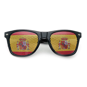 Lunettes de soleil carrées personnalisées avec drapeau belge, protection UV400, écologiques, design à petits trous, cadeau pour usage promotionnel, vente en gros - Product Image 3