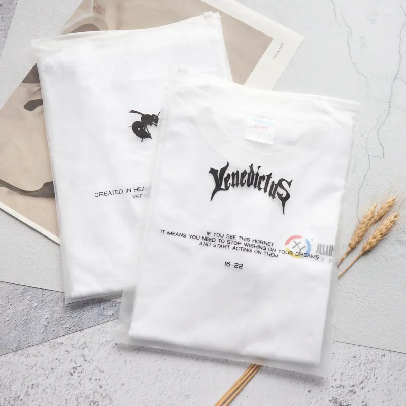 Logo della personalità personalizzato sacchetto di imballaggio con chiusura a zip trasparente in plastica trasparente con cerniera in eva trasparente per abbigliamento