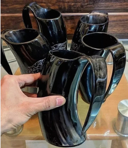 Mug en corne de buffle sculpté à la main, écologique, style classique, avec poignée, cadeau - Product Image 2
