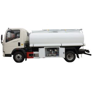 Châssis de véhicule spécial HOWO 4x2 d'occasion, 5 tonnes, stockage d'huile |   Préconfiguré pour la manutention de carburant diesel, transmission manuelle 150-250 CV - Product Image 5