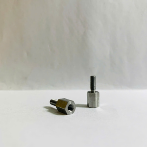 Espaciador de Doble Extremo de Acero Inoxidable SUS303, Mecanizado CNC de Precisión Personalizado, φ5.5x8, para Cargador de Vehículos Eléctricos, Drones, Robots, OEM - Product Image 1