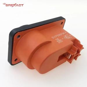 Connecteurs d'alimentation mâles et femelles 16A étanches IP65 de haute qualité pour des connexions sécurisées - Product Image 4