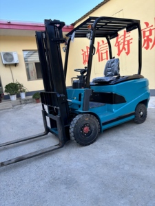 Nouveau chariot élévateur électrique à moteur AC pour les ateliers d'impression de machines de transpalette à moteur diesel d'entrepôt de ferme chariot élévateur électrique de 4 tonnes - Product Image 5