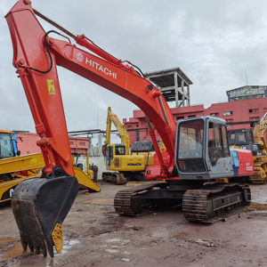Excavatrice sur chenilles Hitachi EX200 d'occasion avec faible nombre d'heures et godet robuste Hitachi Ex200 d'occasion pour la construction - Product Image 1