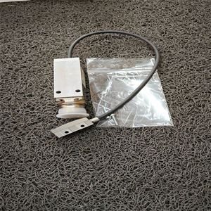 Sensor de Desplazamiento Lineal AMO WMK 1110S .08RI..01-10-560-030-27S12-UJ con Cable para Uso Industrial - Product Image 3