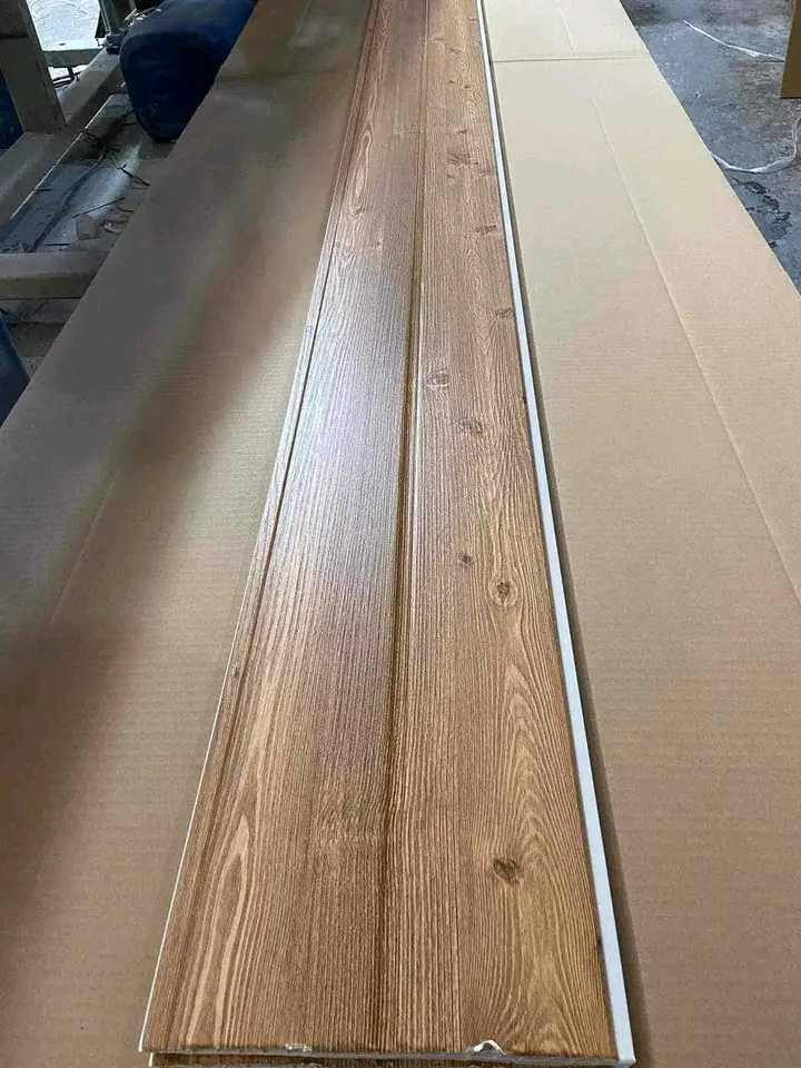 Lightweight Traditional PVC Ceiling Panels Moisture-Proof Fluorescent ...