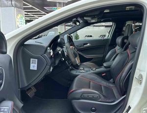 2015 Mercedes AMG GLA 45 4MATIC 2.0T SUV โรงเรียนสอนขับรถแท็กซี่ออนไลน์ - Product Image 4