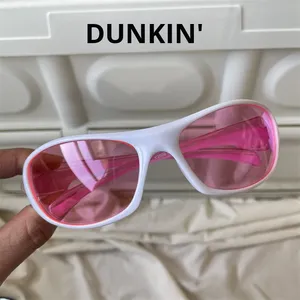 Rose Red European American Street Style Cat Eye UV400 Marco completo Corazón Rosa Gafas <span class=keywords><strong>de</strong></span> sol Internet Celebrity Gafas <span class=keywords><strong>de</strong></span> sol - Product Image 5