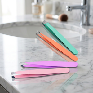 Pinzas de Precisión ASAPfriendly de Acero Inoxidable de 10 mm con Punta Dentada para Cejas y Extensiones de Pestañas, para Belleza, Ángulo Agudo Básico - Product Image 2
