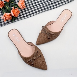 <span class=keywords><strong>Mules</strong></span> à talons pour femmes, <span class=keywords><strong>sandales</strong></span> à nœud papillon, élégantes et tendance, style banquet, à bout pointu, talons bas - Product Image 2