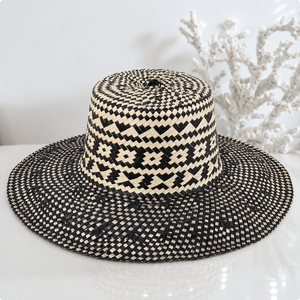 Sombrero de Sol de Hojas de Palma Lontar Naturales con Diseño Étnico Pintado a Mano y Bordado para Viajes, Pesca, Playa, Uso al Aire Libre, Unisex - Product Image 1