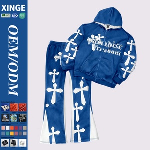 Ensemble de survêtement deux pièces personnalisé pour homme, style streetwear hip-hop vintage, avec lettres croisées imprimées à l'écran - Product Image 1
