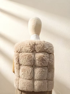 <span class=keywords><strong>Chaleco</strong></span> Corto de Piel Sintética Tejida Ecológica y Elegante para <span class=keywords><strong>Mujer</strong></span>, Chaqueta de Invierno Cálida y Afelpada sin Mangas - Product Image 3