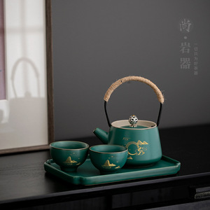 Juego de té de cerámica Kung Fu, una tetera y dos tazas, verde con diseño de paisaje dorado, para preparar té y regalar. - Product Image 1