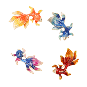 Broche Minimalista de Pez Dorado Esmaltado Estilo Chino Nuevo, Pin de Lujo Exclusivo con Diseño Animal, Accesorio de Ropa para Uso Diario - Product Image 1
