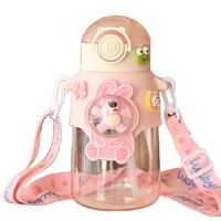 Tasse à paille mignonne pour bébé de Madou Portable School Camping Plastic Lid Accessory Direct Drinking Customizable Logo Designed