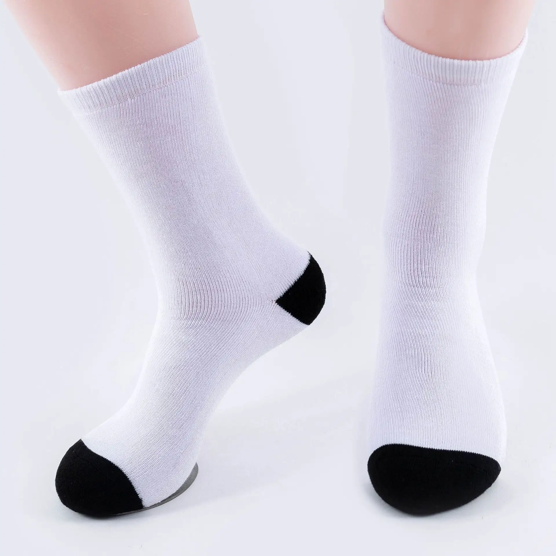 Hot Selling Sublimation Blanks Custom Logo White Blank Stockings Printed Polyester Socks Blank White Sock for Sublimation