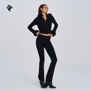 Ensemble survêtement pour <span class=keywords><strong>femme</strong></span> avec logo en strass personnalisé, sweat à capuche zippé à col en fourrure et <span class=keywords><strong>pantalon</strong></span> évasé, haute qualité, adapté aux grandes tailles - Product Image 3