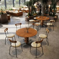 Ensemble de mobilier commercial pour restaurant, bistro, fast-food, café, salon de thé : banquette de salon et table et chaises modulaires en gros