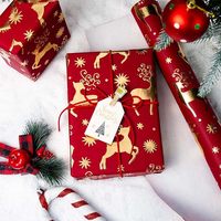 Papier d'emballage de Noël en kraft rouge avec motif de renne en feuille d'or rose 3D, papier d'emballage cadeau pour emballages de Noël