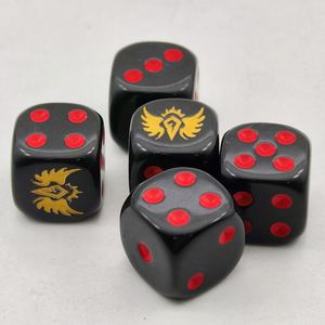 Set di dadi acrilici personalizzati per giochi da tavolo Pub di famiglia placcatura in oro con Logo digitale inciso - Product Image 3