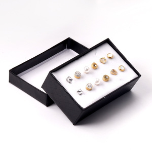 Pendientes de Moda con Cristales, Perlas y Corazones en Oro, Set Mixto, Joyería para Regalo - Product Image 5