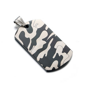 Yiwu Aceon <span class=keywords><strong>Tag</strong></span> anjing tekstur ukir <span class=keywords><strong>Camo</strong></span> persegi panjang pria ukuran standar ganda perak hitam baja tahan karat - Product Image 1