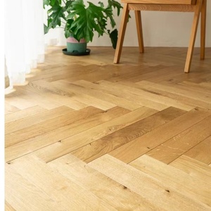Ventes <span class=keywords><strong>d</strong></span>'usine Parquet en chêne blanc Plancher en bois <span class=keywords><strong>d</strong></span>'ingénierie <span class=keywords><strong>à</strong></span> chevrons Plancher en bois dur composite antidérapant Chevron noueux - Product Image 6