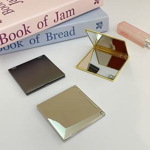 Высокое Качество Индивидуальный Логотип квадратный макияж портативное металлическое зеркало ремесла для деловых поездок рекламные подарки для женщин OEM - Product Image 2