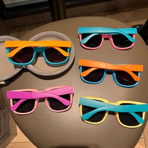 2023 nouveau extérieur coloré pliable enfants lunettes de <span class=keywords><strong>soleil</strong></span> garçon Protection solaire UV protection lunettes de <span class=keywords><strong>soleil</strong></span> pour bébé filles lunettes - Product Image 6