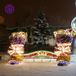 Chaussette de Noël décorative lumineuse pour fêtes à domicile et présentoirs de centres commerciaux avec éclairage LED chaleureux - Product Image 5