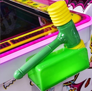 Juegos que funcionan con monedas, pequeño martillo <span class=keywords><strong>maestro</strong></span> que golpea la máquina de billetes de redención de videojuegos - Product Image 6