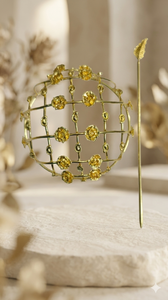 Cage à chignon artisanale en or avec pique à cheveux et barrette à cheveux en forme de rose |   Élégant support en laiton pour accessoires de cheveux de mariée - Product Image 2