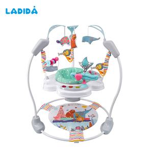2024 multifonctionnel Offre Spéciale jouet voiture bébé fille pousser marcheur cavalier activité jouets 3 en <span class=keywords><strong>1</strong></span> bébé marcheur avec jouet et musique - Product Image 2