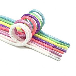 Lacets plats en polyester brillant or et argent pour baskets, chaussures en toile, chaussures décontractées et autres chaussures - Product Image 1