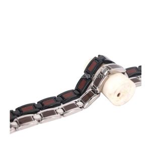 Masculin Noir Et Argent Avec Incrustation En Bois Lien Chaîne Bracelet en Titane En Gros Titane Vélo Chaîne Bracelet - Product Image 4