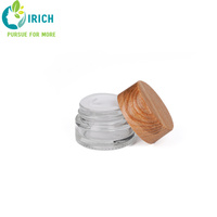 Bouteille carrée en plastique PET de luxe en gros avec bouchon en bois et impression sérigraphique pour gel douche, parfum, shampoing, lotion, logo personnalisé