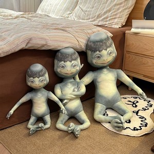 Peluche Alien Anime Unisexe, Coussin de Sommeil Ultra Doux, Super Moche, Drôle, Créatif, Mignon, en Polyester - Product Image 2