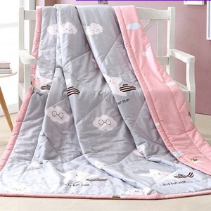 Printed <b>Quilt</b> 10 Jin And Above Cooling Summer Synthetic Fiber For Home Use - Product Image 1