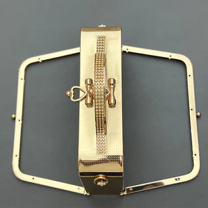 Fermoir Métallique Baiser Ancien Cadre Serrure Arche à Poignée Fleur pour Sac à Main, <span class=keywords><strong>Porte</strong></span>-<span class=keywords><strong>Monnaie</strong></span>, Portefeuille, Fabrication Artisanale - Product Image 5