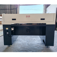 Machine de découpe laser Co2 CNC à position automatique 6090 avec caméra Ccd et rotative