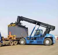 Reachstacker de conteneurs 45T XCS4541K, puissance 265 kW, conforme à la norme EU Stage V, prêt pour les opérations portuaires intensives et la logistique des terminaux de conteneurs