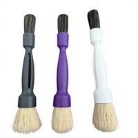 Brosse de nettoyage automobile double tête 2 en 1 avec poils de sanglier et de nylon pour le nettoyage intérieur du tableau de bord et extérieur des roues