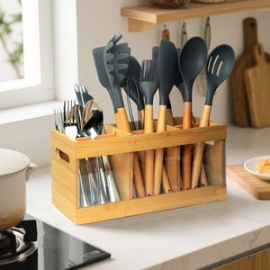 Caja de almacenamiento de cubiertos de bambú con compartimentos, organizador de cocina multifunción para espátula, cuchillo, tenedor y vajilla - Product Image 1
