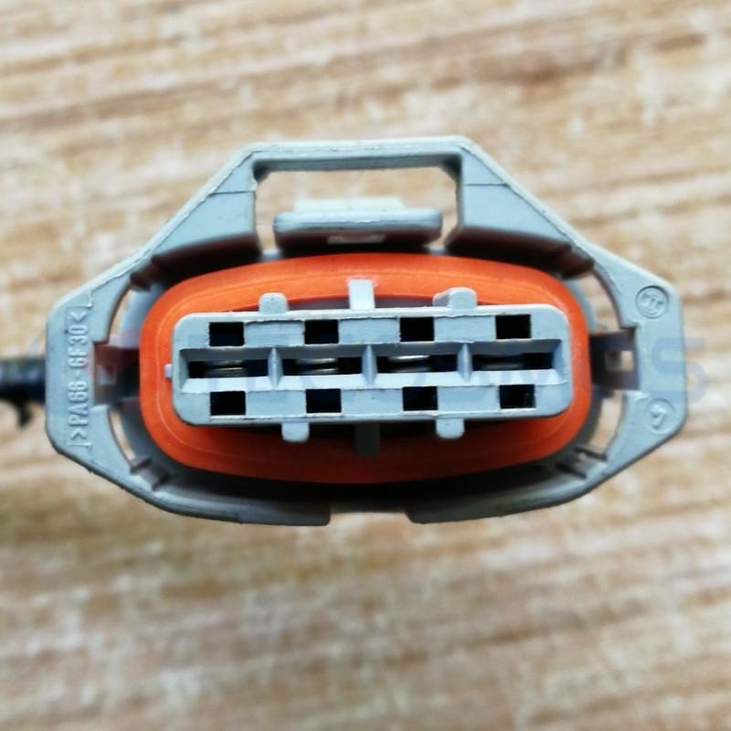 Car Connector For Four stitches wider at top and narrower at bottom CT4-0045M-1