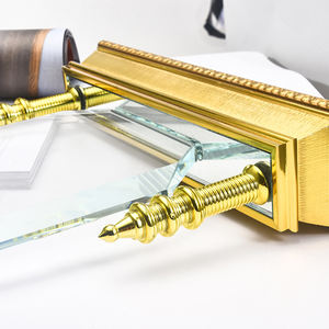 Fabricante profesional Placa Base dorada Trofeo de cristal sólido creativo Premios de vidrio de mano de obra fina - Product Image 4