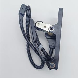 Conjunto de Pedal de Acelerador para Montacargas Eléctrico Doosan de 2, 3 y 3.5 Toneladas B20NS B25NS B30NS B35NS, Pieza de Plástico Número 22010105-00438 - Product Image 3