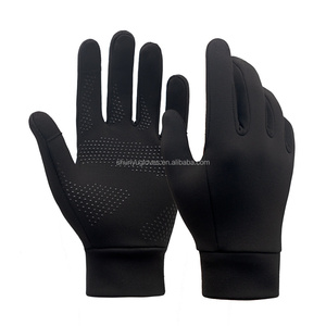 nike running gloves touch screen