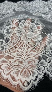Elegante Pizzo Francese 3D con Ciglia, Ricamo Bianco con Paillettes, Perline e Tessuto con Perle per Abiti da Sposa Classici e Veli - Product Image 4