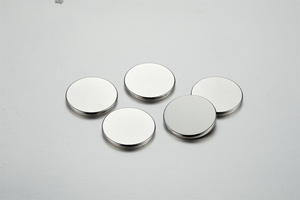 Imanes de disco recubiertos de níquel NdFeB N52 planos redondos pequeños y delgados personalizables Imán permanente de varias formas - Product Image 6